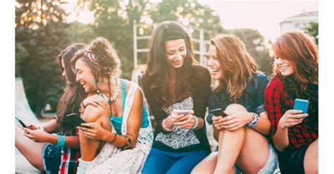 snapchat kik and 6 more iffy messaging apps teens love common sense media
