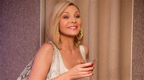 kim cattrall insists she didn t shut down sex and the city 3 hello