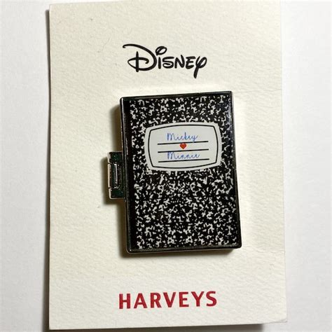 Mickey Loves Minnie Harveys Disney Pin Disney Pins Blog