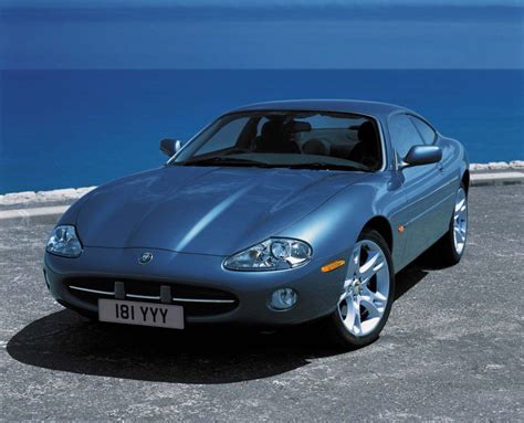 jaguar xk coupe review   parkers