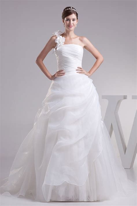 Romantic Ball Gown One Shoulder Ruched Organza Wedding