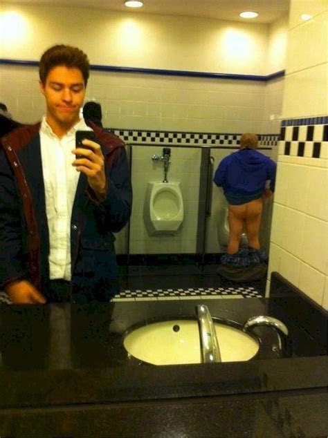 41 abhorrently bad selfies that prove humanity has hit peak stupid