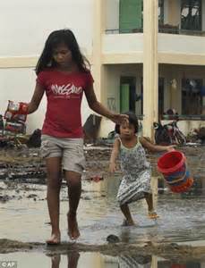 two americans among 1 700 killed in philippines typhoon haiyan daily