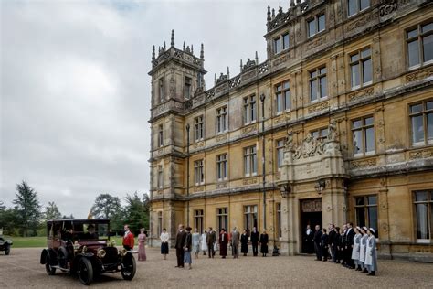 visit downton abbeys  beautiful filming locations architectural digest