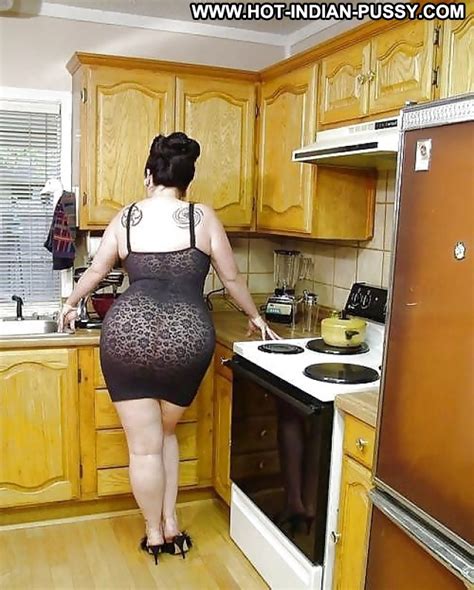 meghann private pictures hot big butt mature fat bikini voyeur upskirt indian housewife huge ass