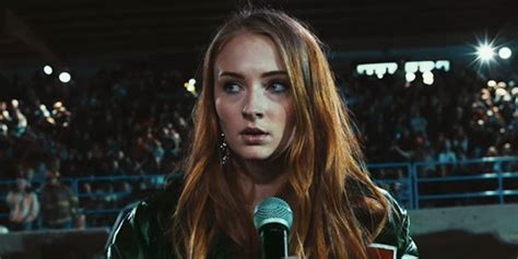 Sophie Turner Reveals She S Had Same Sex Romantic Experiences Cinemablend