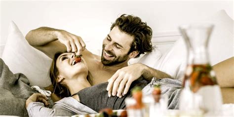 Romantic Things To Do When Living Together Askmen