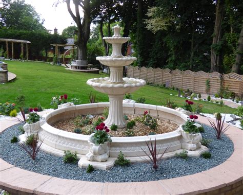 tiered barcelona fountain   large neopolitan pool surround optional shells stone garden