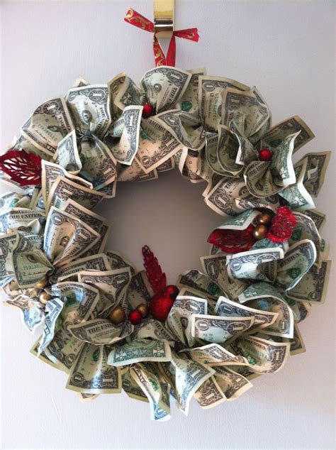 money wreath     christmas gift diy christmas