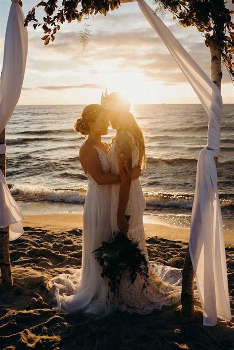 creative slashed beach wedding theme hop over to here lesbian wedding