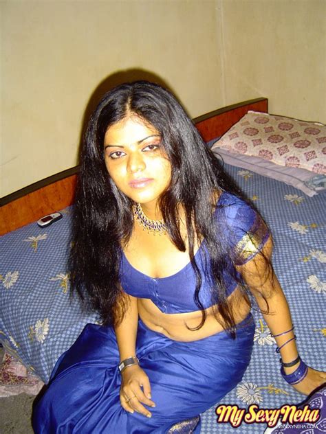 Indian Local Saree Sex Porn Of Aunty Bhabhi Housewife And Girl