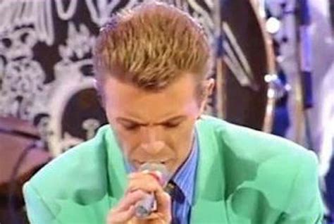 david bowie offers the lord s prayer to 1 million people