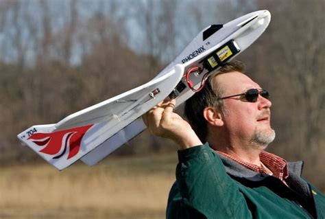 hand launches  easy model airplane news
