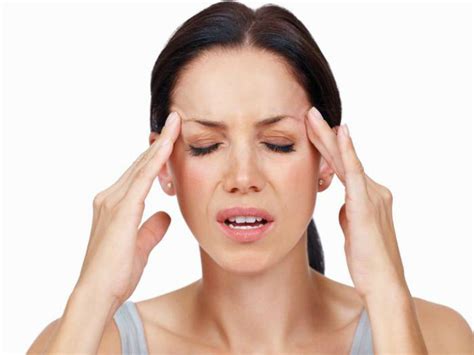 चेहरे का दर्द भी सिरदर्द का एक लक्षण 10 फीसदी लोग इससे जूझने के बावजूद