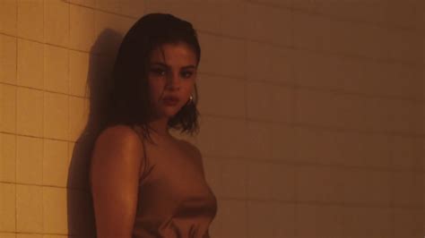 selena gomez sexy wolves 2017 1080p thefappening