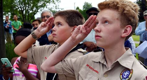 boy scout organization   magnet  tens  thousands  pedophiles