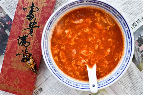 vegetarische chinese tomatensoep met ei  food blog soeprecepten tomatensoep voedsel ideeen