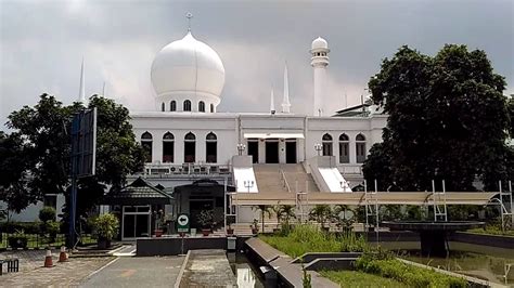 Masjid Agung Al Azhar Siapkan Takjil Drive Thru Jktin