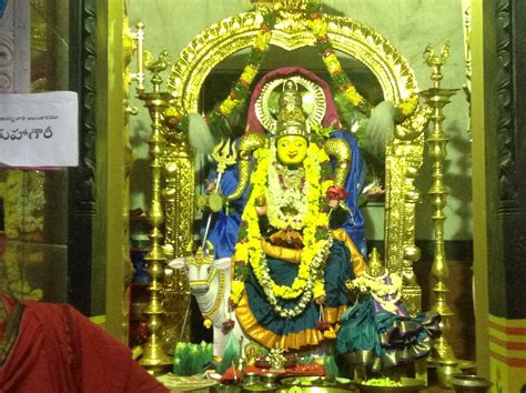Gnana Saraswati Temple Info Timings Photos History