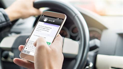 florida texting  driving law  sw fl drivers  texting  driving ban