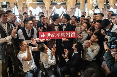These Same Sex Marriages In Taiwan Will Warm Your Heart
