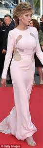 cannes 2011 jane fonda shows off her incredible figure in slinky white
