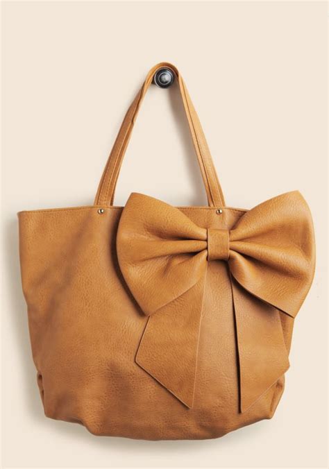 wow im    fan   sort     bow detail    cute bags
