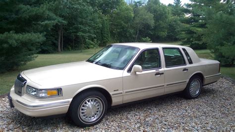 1997 Lincoln Town Car Cartier Edition T49 Louisville 2016