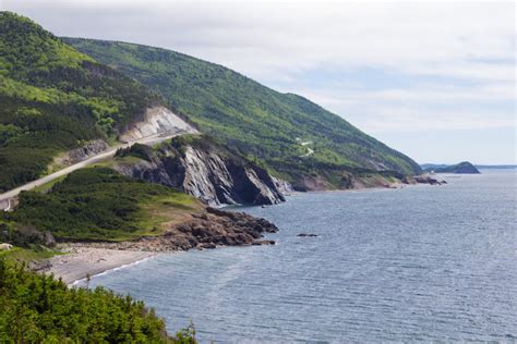 13 Stunning Spots On Nova Scotia’s Cabot Trail Worth