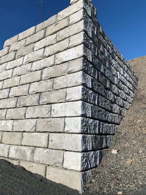 retaining wall blocks ar concrete products