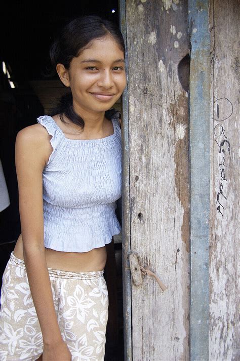 Brazilian Girl Negro River Manaus  Bild Kaufen 70118893 Lookphotos