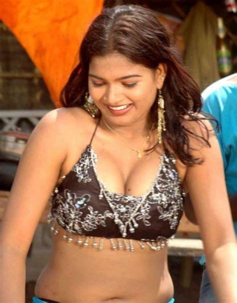 Maniak Wanita Hot Kannada Auntys Actress