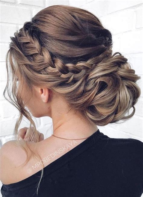 20 Easy And Perfect Updo Hairstyles For Weddings Ewi Mother Of The