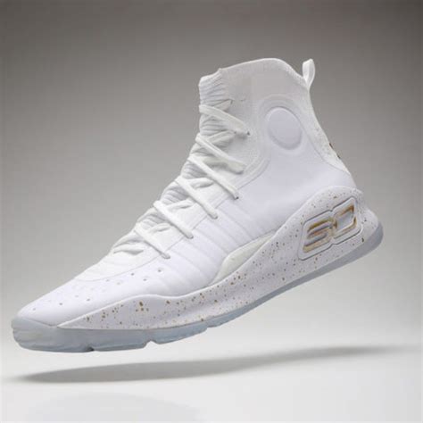 curry  white basketball shoes sports sports games equipment  carousell