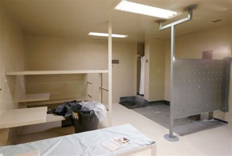 u s jails fail to stop inmate suicides associated press investigation