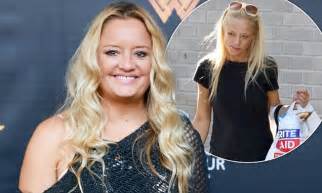 the office s lucy davis looks happy after beating bulimia daily mail online