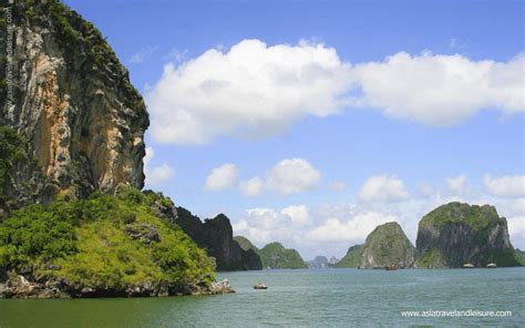 top   beach  vietnam    paradise