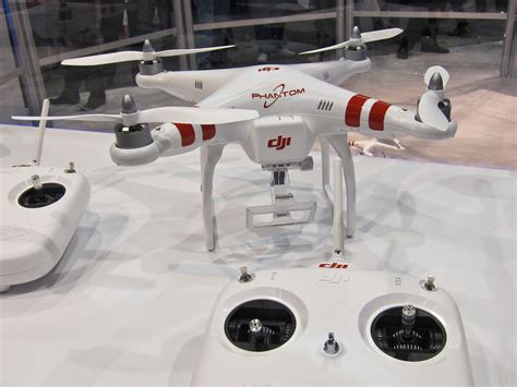 drone makers gather  defend   maligned machines
