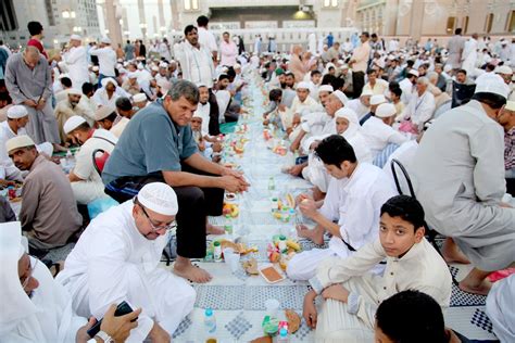 ramadan fast facts  muslims worldwide  holy month al arabiya