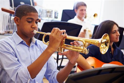 learning  play  brass instrument fusion  studio