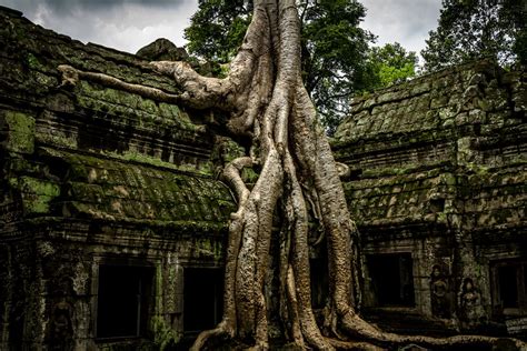 Angkor Wat Cambodia Unreal Travel Destinations Popsugar Smart