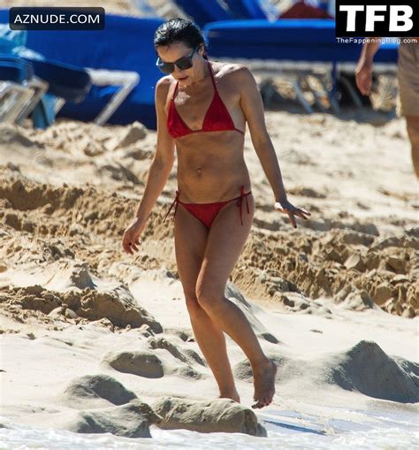 Andrea Corr Sexy Seen Flaunting Her Hot Figure In A Skimpy Red Bikini