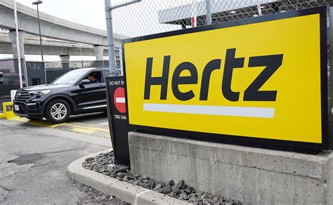 hertz revenue rises      car prices automotive news