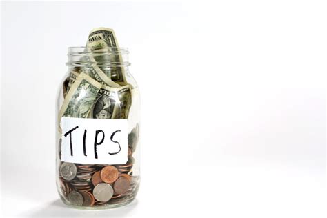 restaurants  hotels   reaching  tipping point  tips