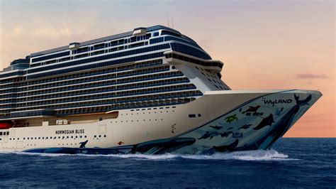 royal caribbean carnival norwegian   cruise ship companies