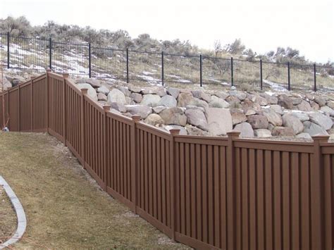 Trex Seclusions Privacy Fence Saddle Trex Fencing The Composite