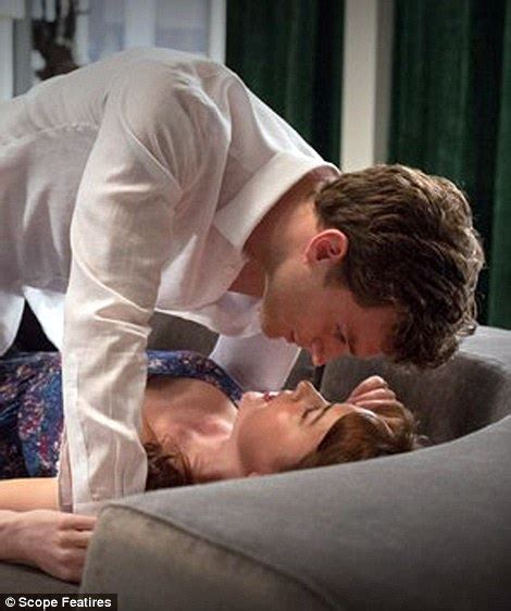 How 50 Shades Of Grey Mirrors Scenes From Other Popular Chick Flicks