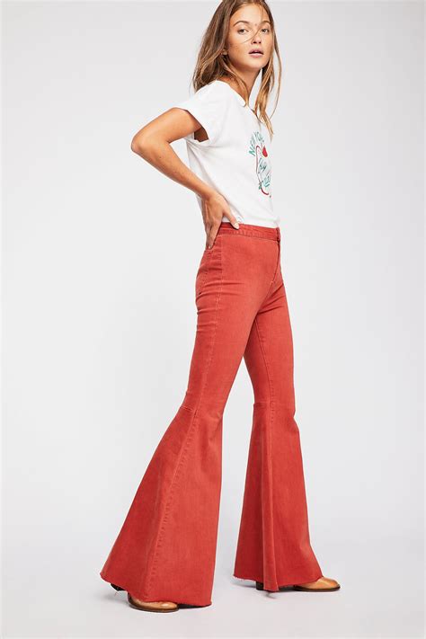 Just Float On Flare Jeans Free People Fashion Flare Jeans Ladies