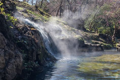 7 Hot Springs That Are Guaranteed To Refresh And Restore You