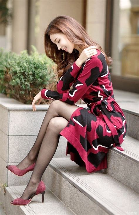 the chic asiatique에 있는 lubomir herman님의 핀 여성 패션 섹시한 의상 시원한 드레스
